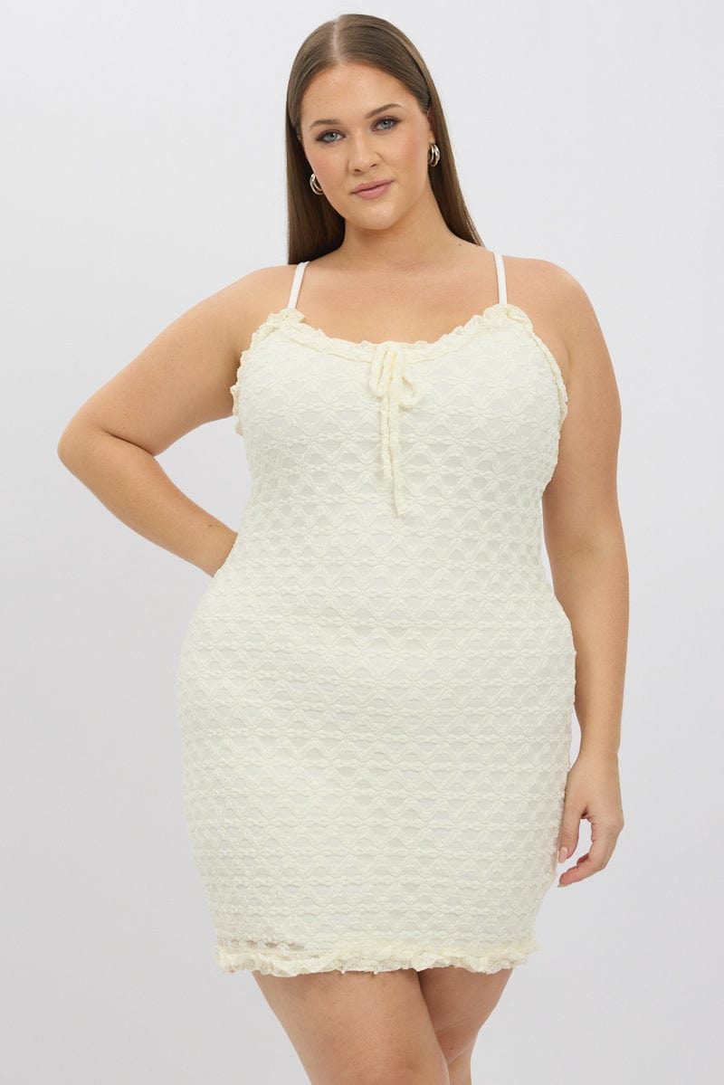 Geek Bar Pulse Berry Bliss Flavor Long Plus Size Lace Dress Plus Size Jacira Lace Bodycon Dress -Green 1x / Green at Curvy Sense Geek Bar Pulse Berry Bliss Flavor Long Plus Size Lace Dress Plus Size Jacira Lace Bodycon Dress -Green 1x / Green at Curvy Sense