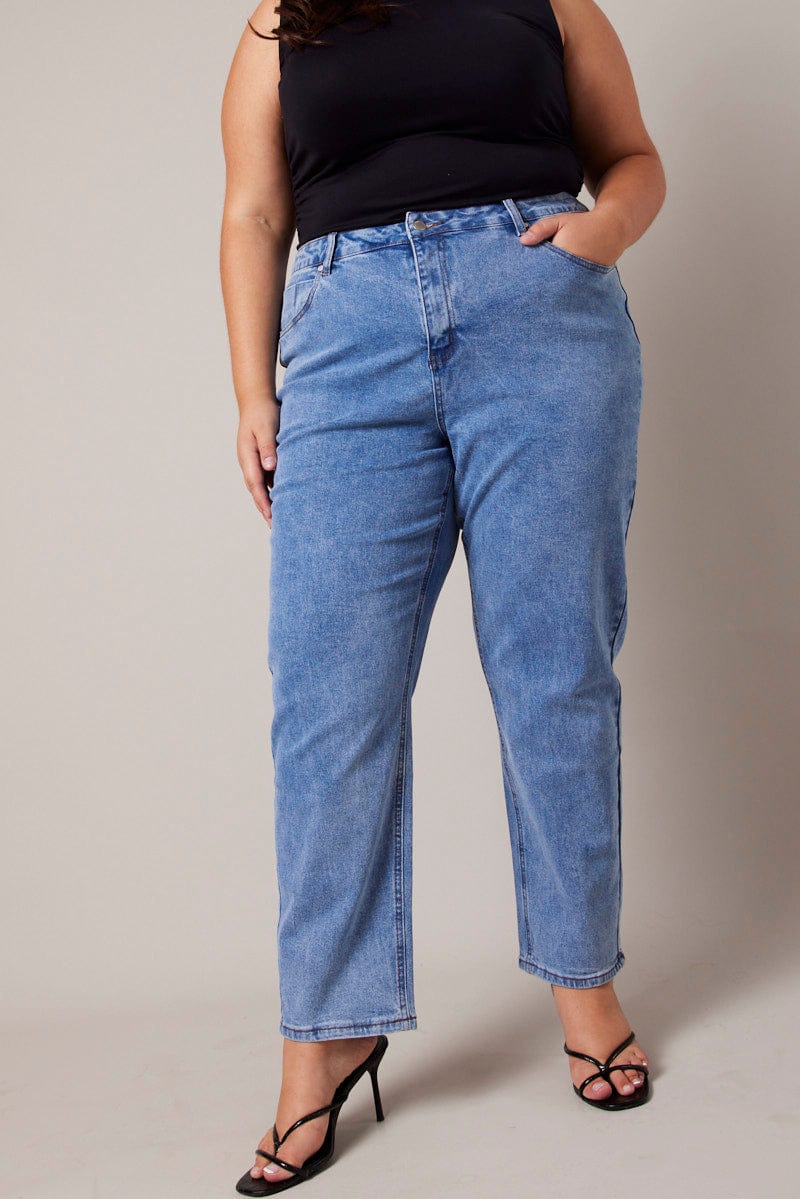 Plus Mid Washed Mom Jeans