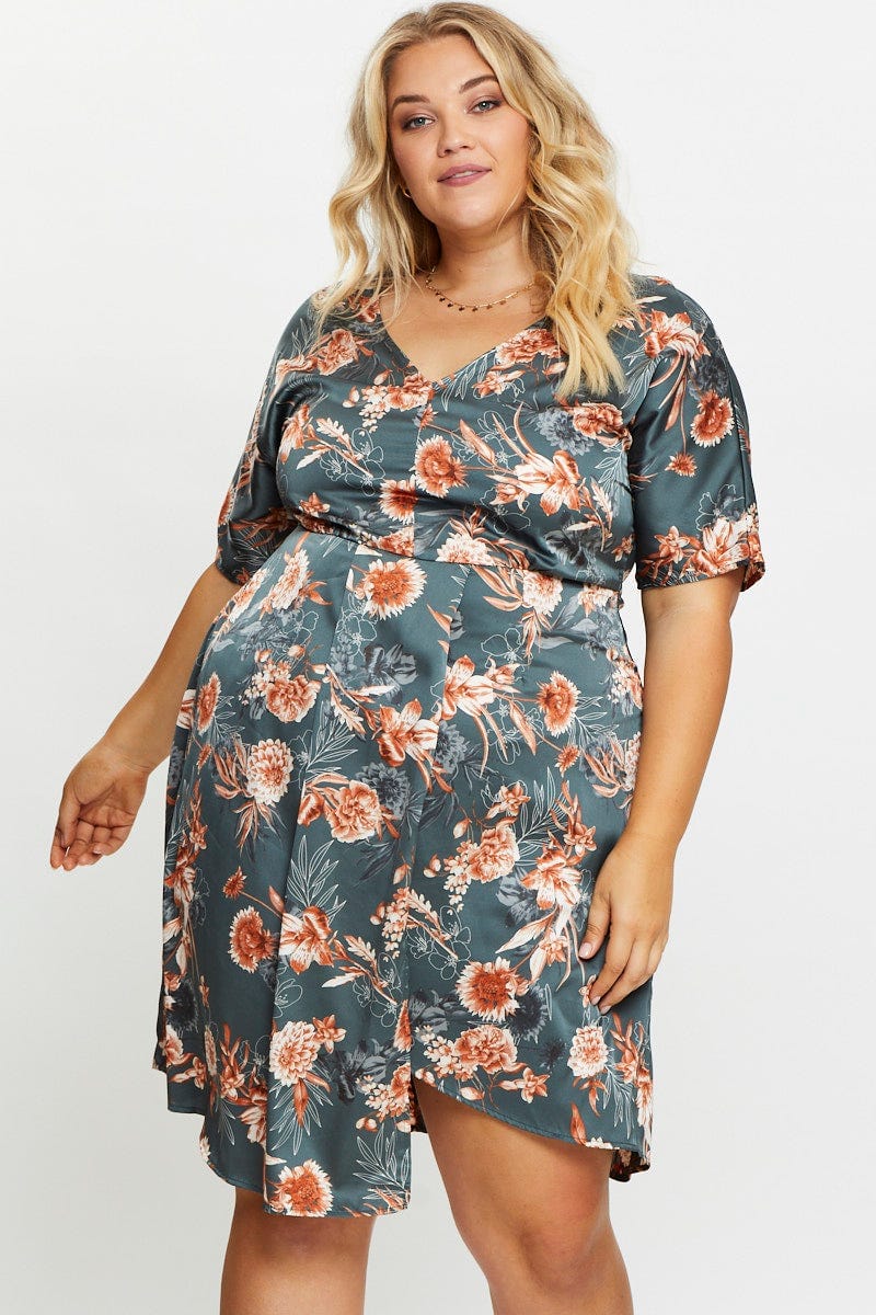 three quarter sleeve skater dress Blush Pink 3/4 sleeve round neck Skater Dress