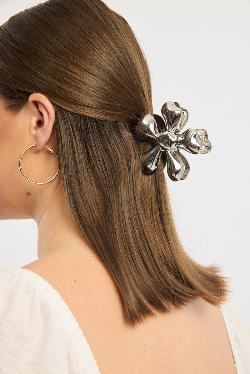 Silver Flower Claw Clip