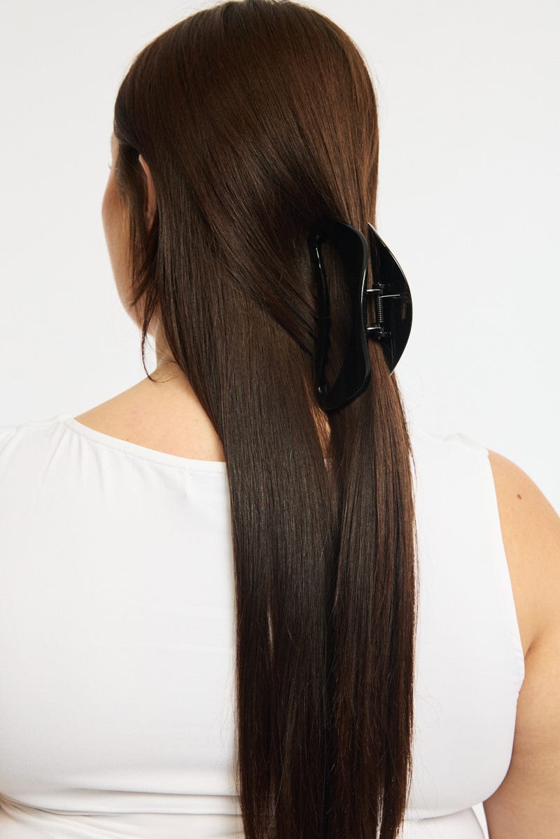 Black Cut Out Claw Clip for YouandAll Fashion