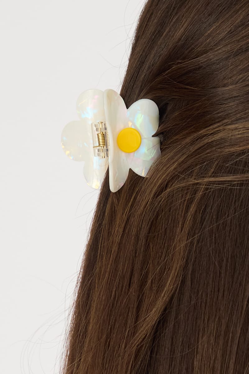 White Flower Hair Claw Clip for YouandAll Fashion