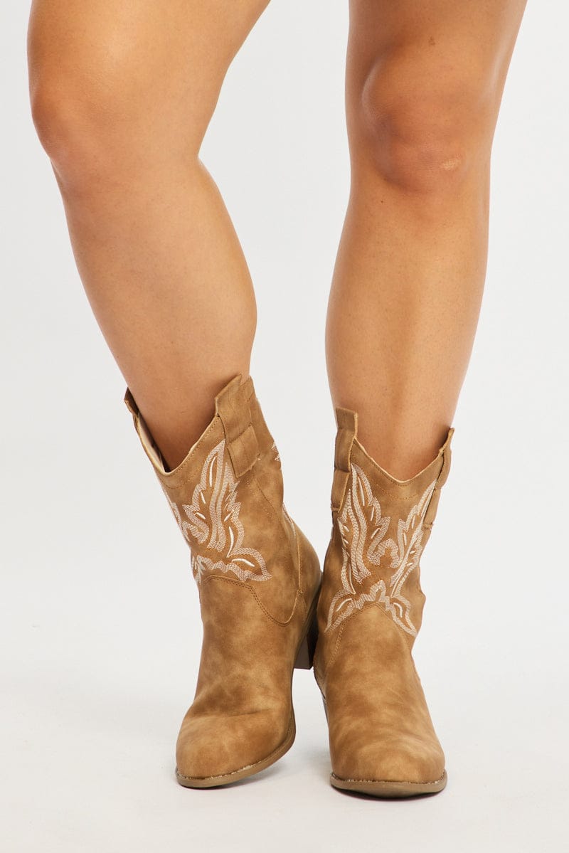 Brown Embroidered Western Cowboy Boots for YouandAll Fashion