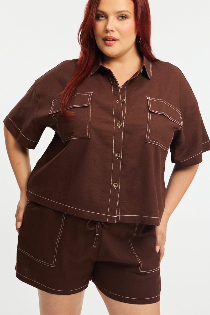 Brown Shorts Elastic Waist Outpocket for YouandAll Fashion