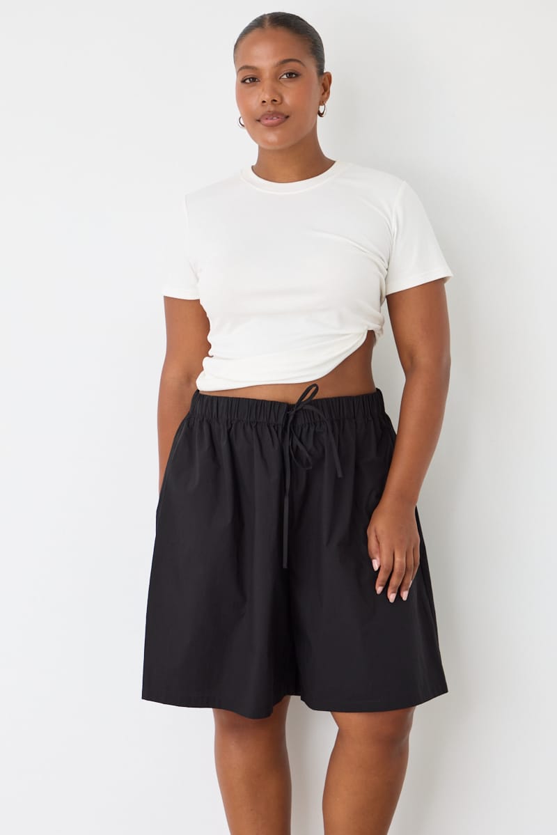Black Relaxed Pull-on Bermuda Shorts for YouandAll Fashion