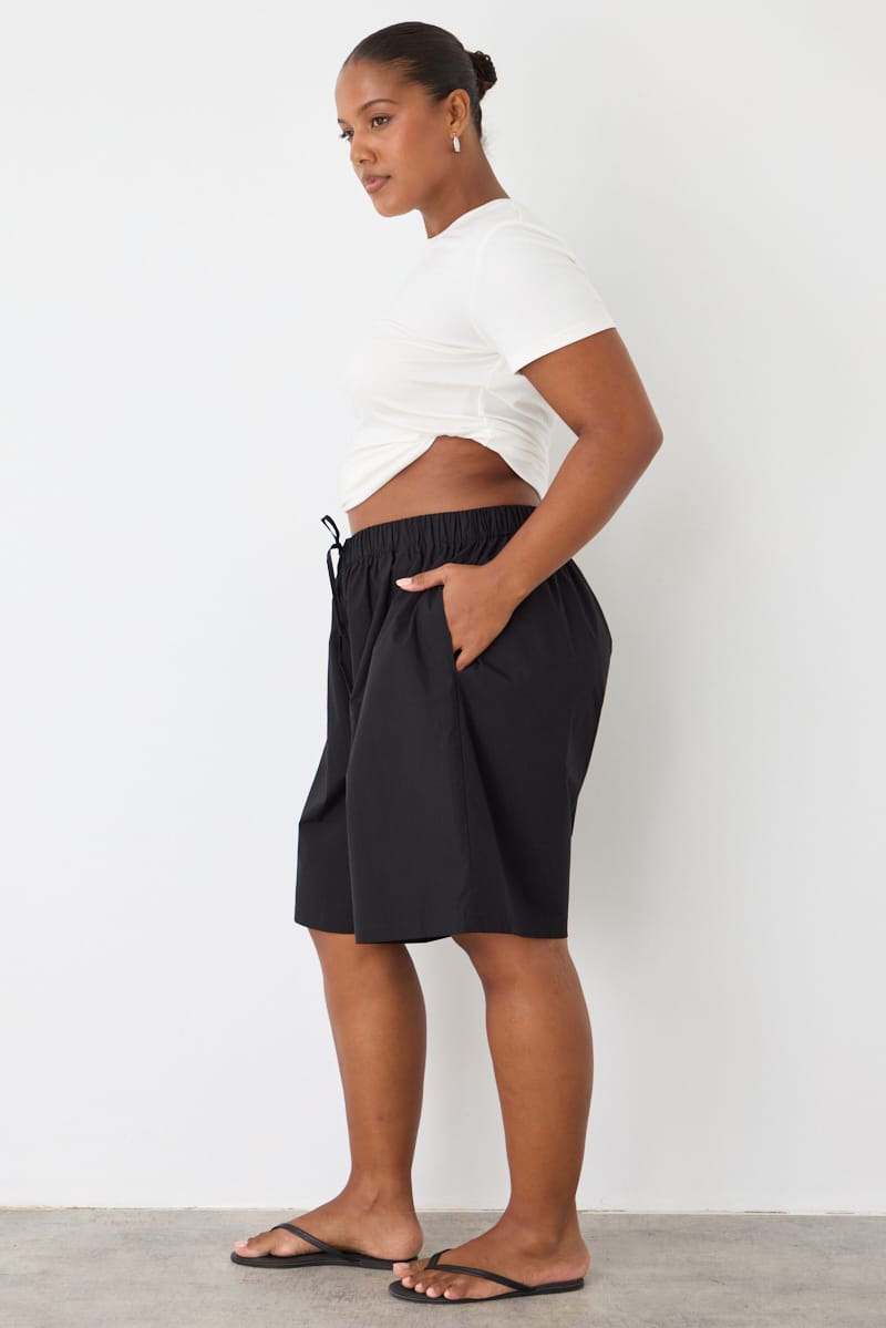 Black Relaxed Pull-on Bermuda Shorts for YouandAll Fashion