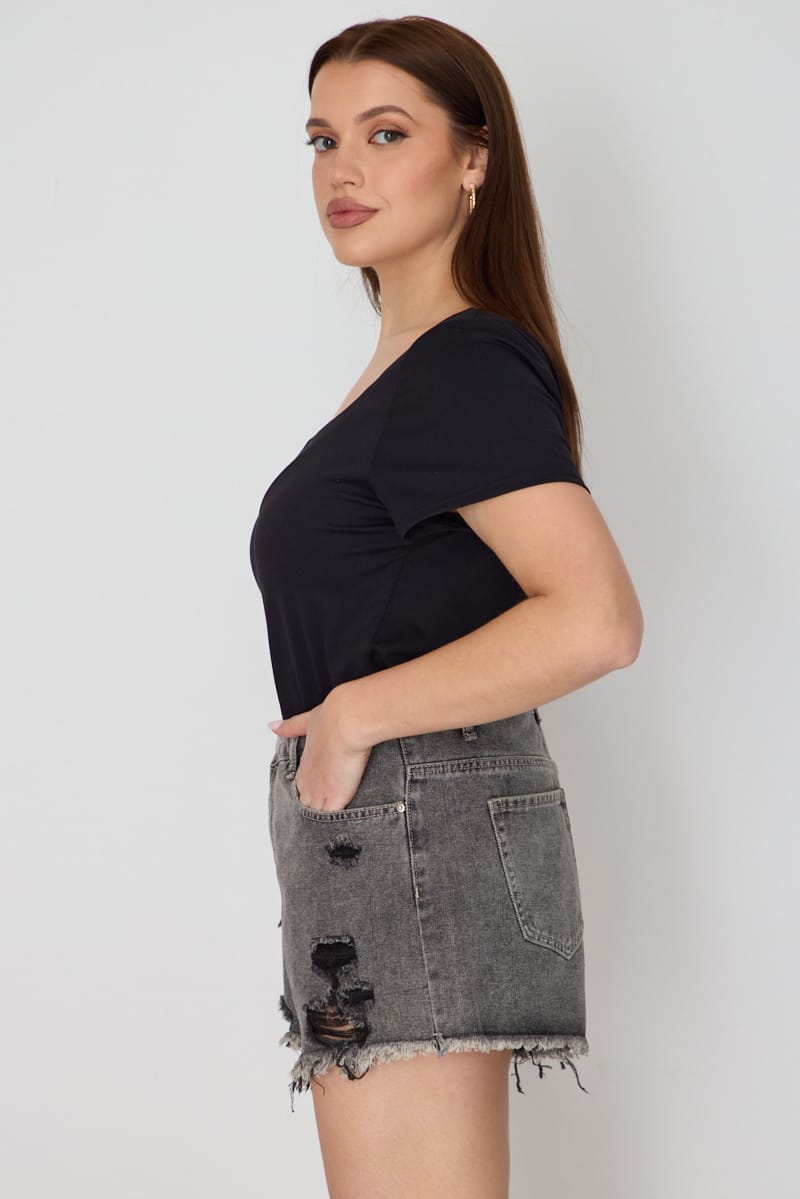 Denim Relaxed Shorts Distressed for YouandAll Fashion
