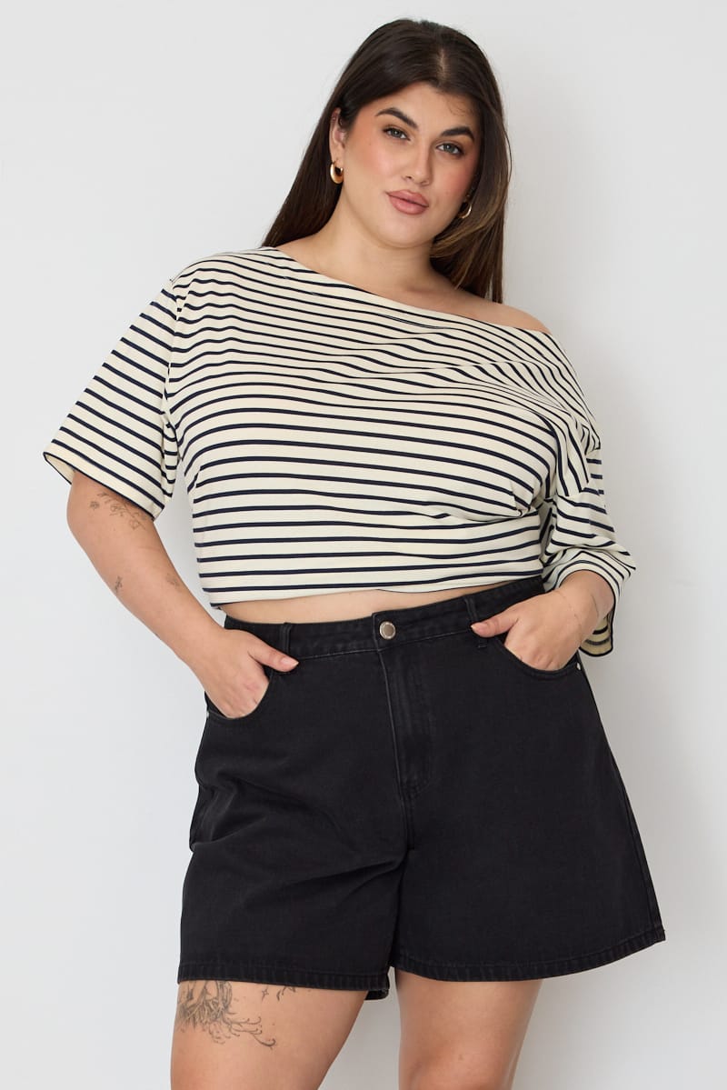 Black Relaxed Shorts High Rise for YouandAll Fashion