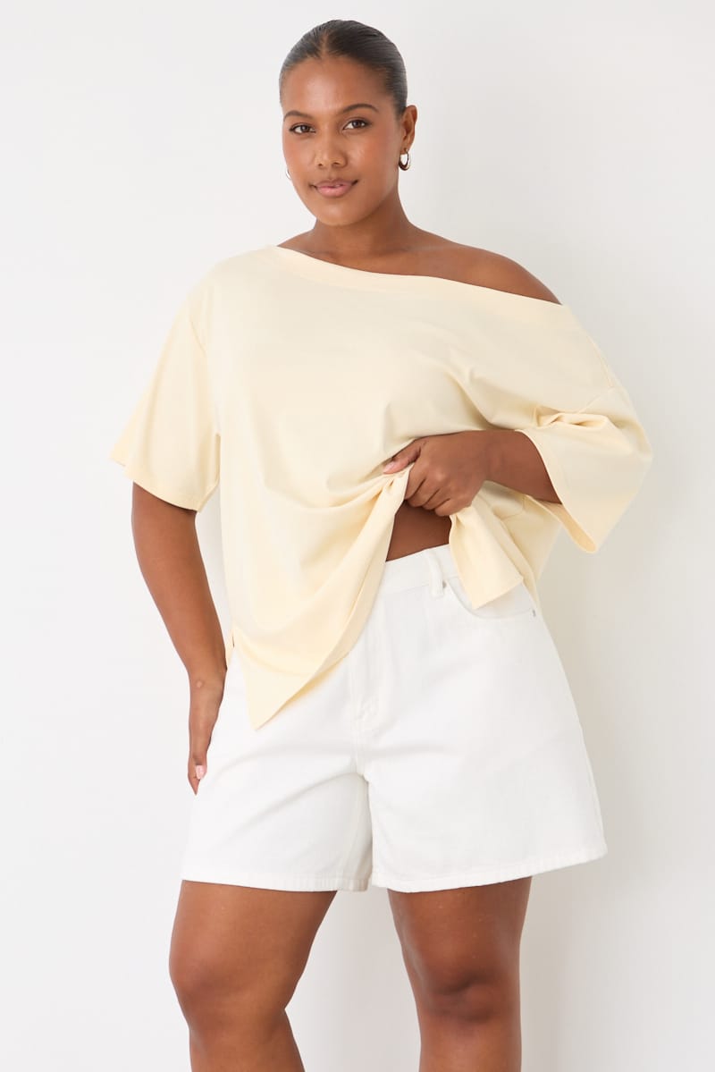 White Relaxed Shorts High Rise for YouandAll Fashion