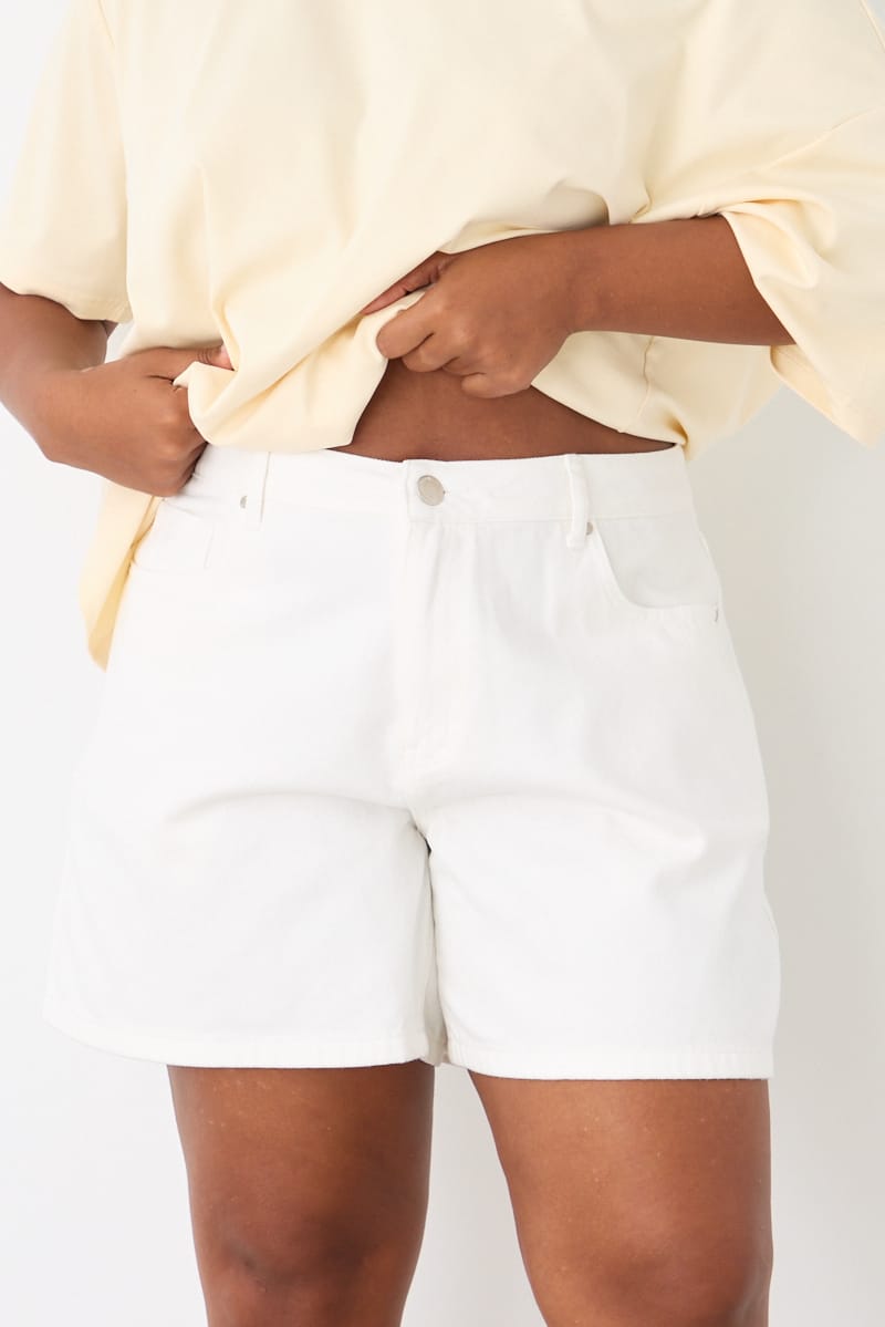 White Relaxed Shorts High Rise for YouandAll Fashion