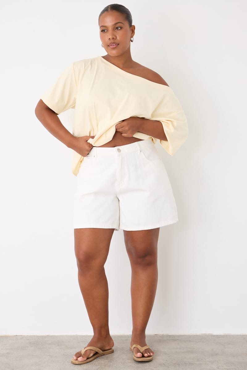 White Relaxed Shorts High Rise for YouandAll Fashion