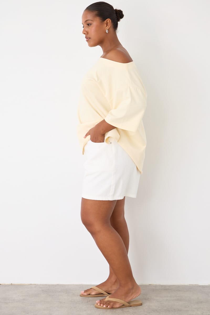 White Relaxed Shorts High Rise for YouandAll Fashion