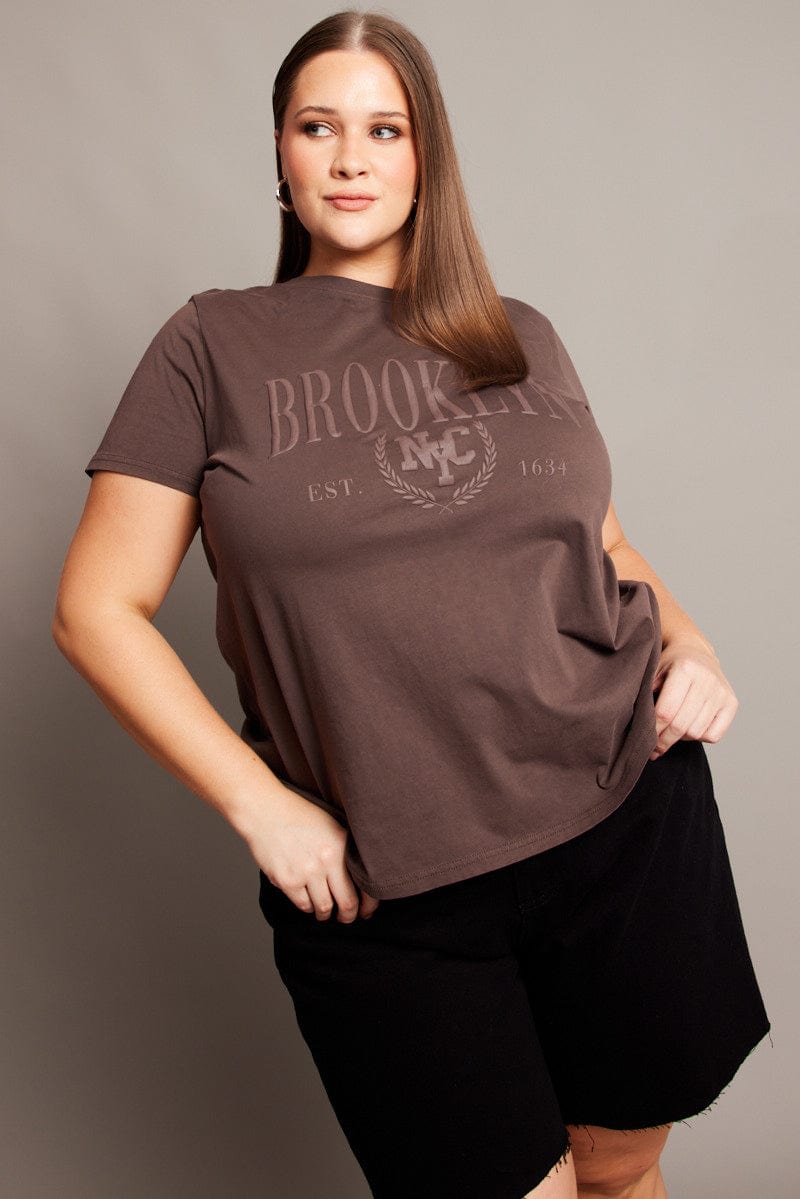 Brown Graphic T Shirt Short Sleeve Crew Neck for YouandAll Fashion