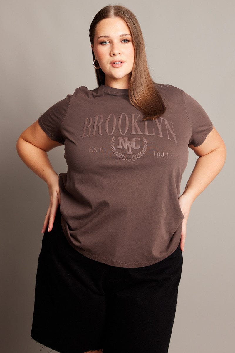 Brown Graphic T Shirt Short Sleeve Crew Neck for YouandAll Fashion