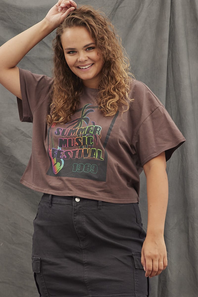Brown Graphic T-shirt Short Sleeve Music Festival for YouandAll Fashion