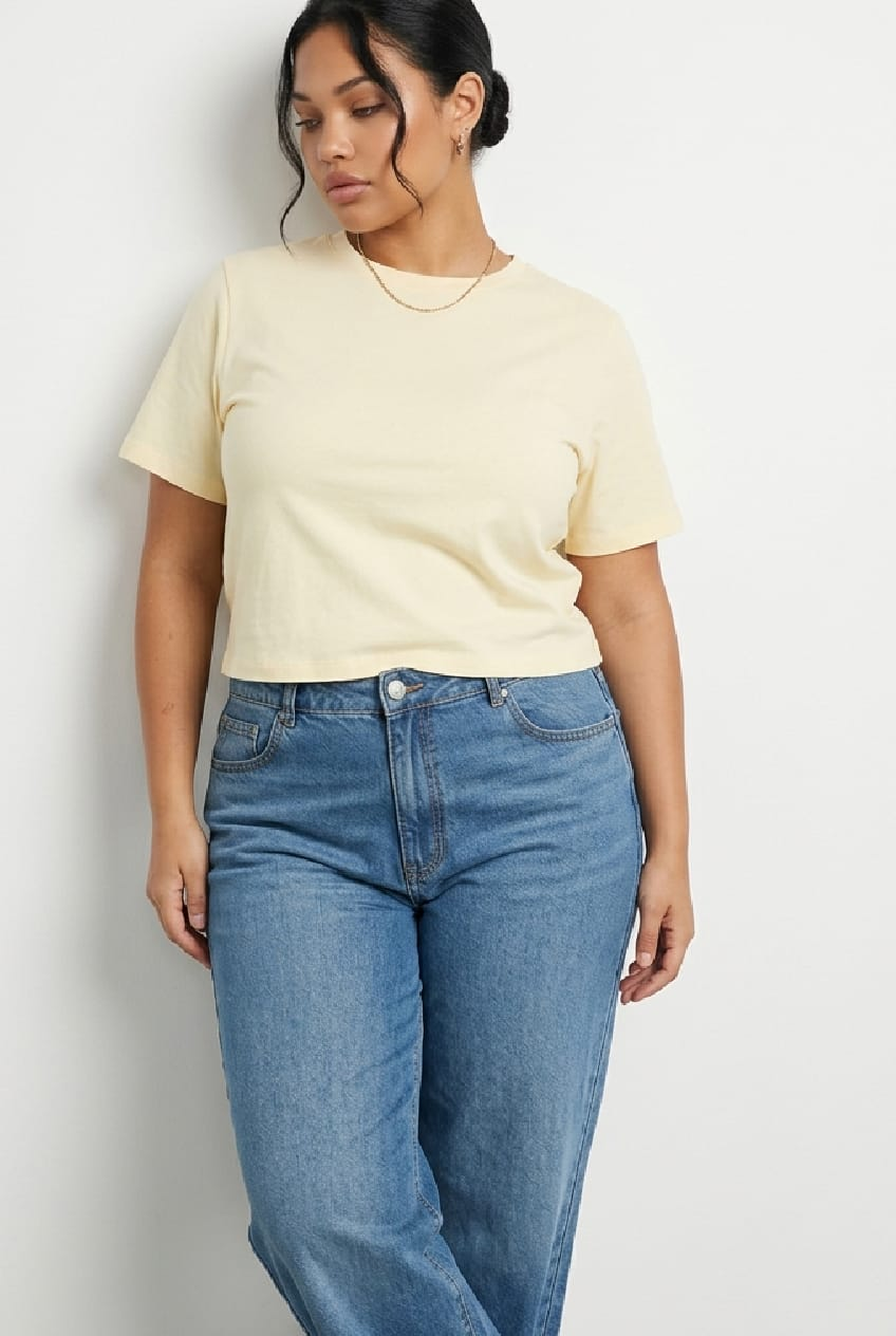 White T-shirt Short Sleeve for YouandAll Fashion