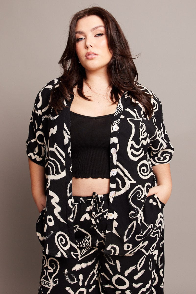 Black Abstract Relaxed Shirt Short Sleeve for YouandAll Fashion