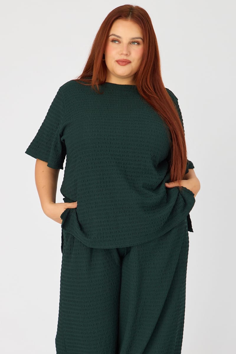 Green Textured T-shirt Short Sleeve for YouandAll Fashion