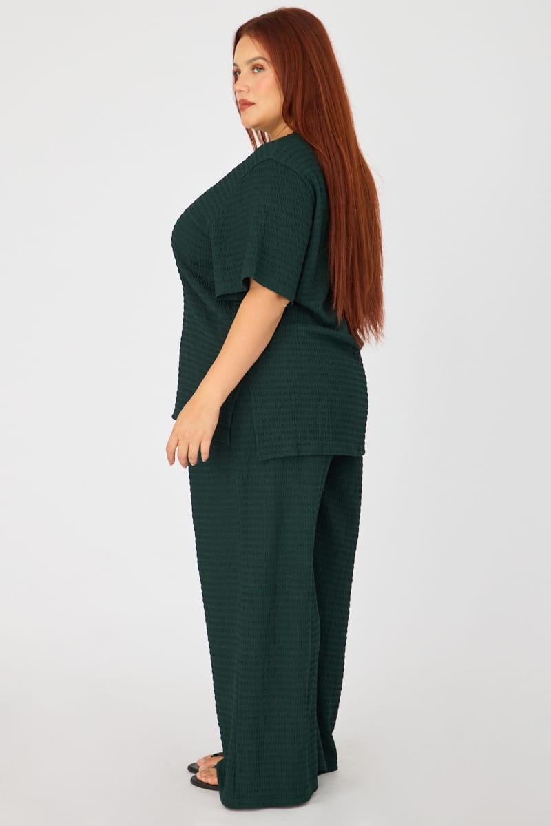 Green Textured T-shirt Short Sleeve for YouandAll Fashion