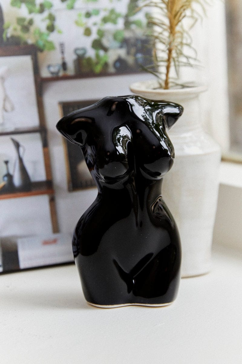 Black Body Vase