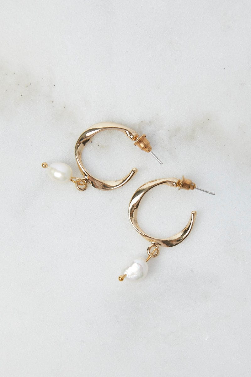 GOLD NYLA-ROSE PEARL HOOP EARRINGS