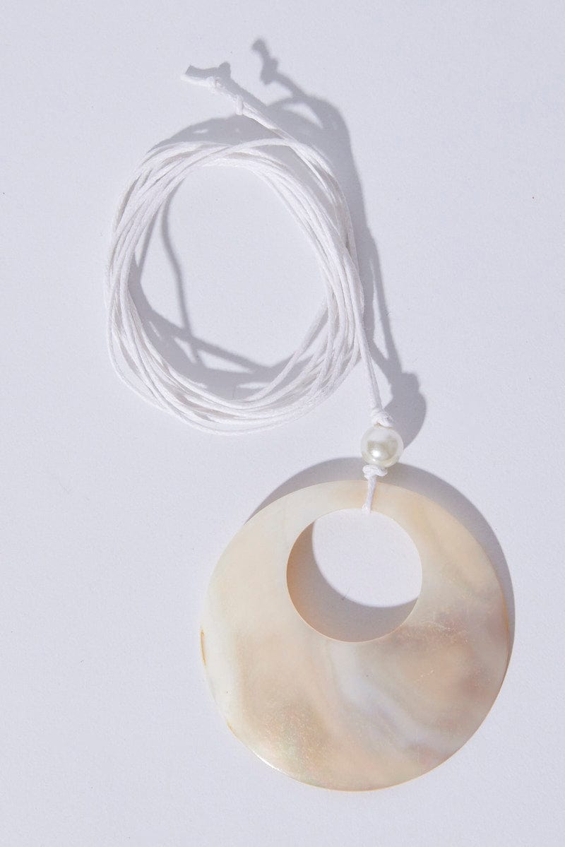 White Shell Pendent Cord Necklace for YouandAll Fashion