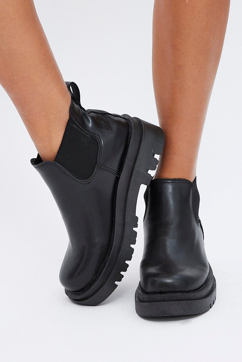 Black Chelsea Boots for YouandAll Fashion