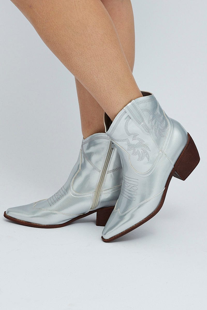 Silver Western Ankle Boots for YouandAll Fashion