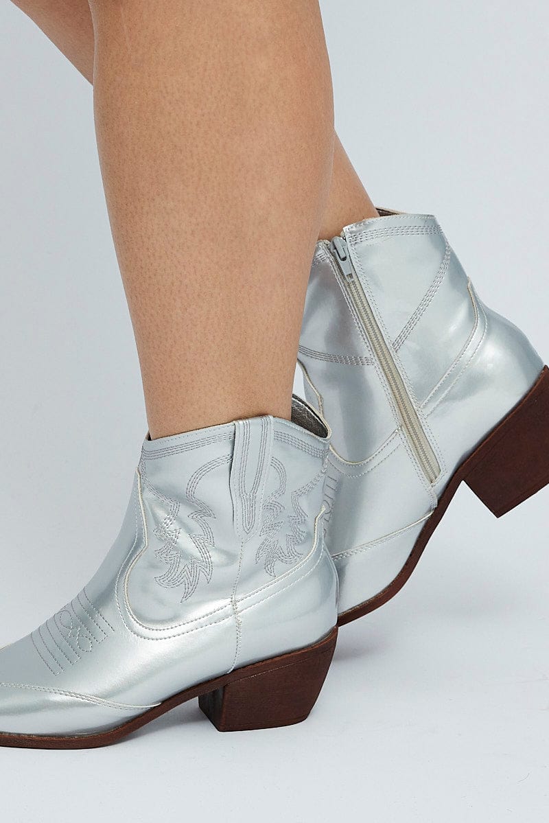 Silver Western Ankle Boots for YouandAll Fashion