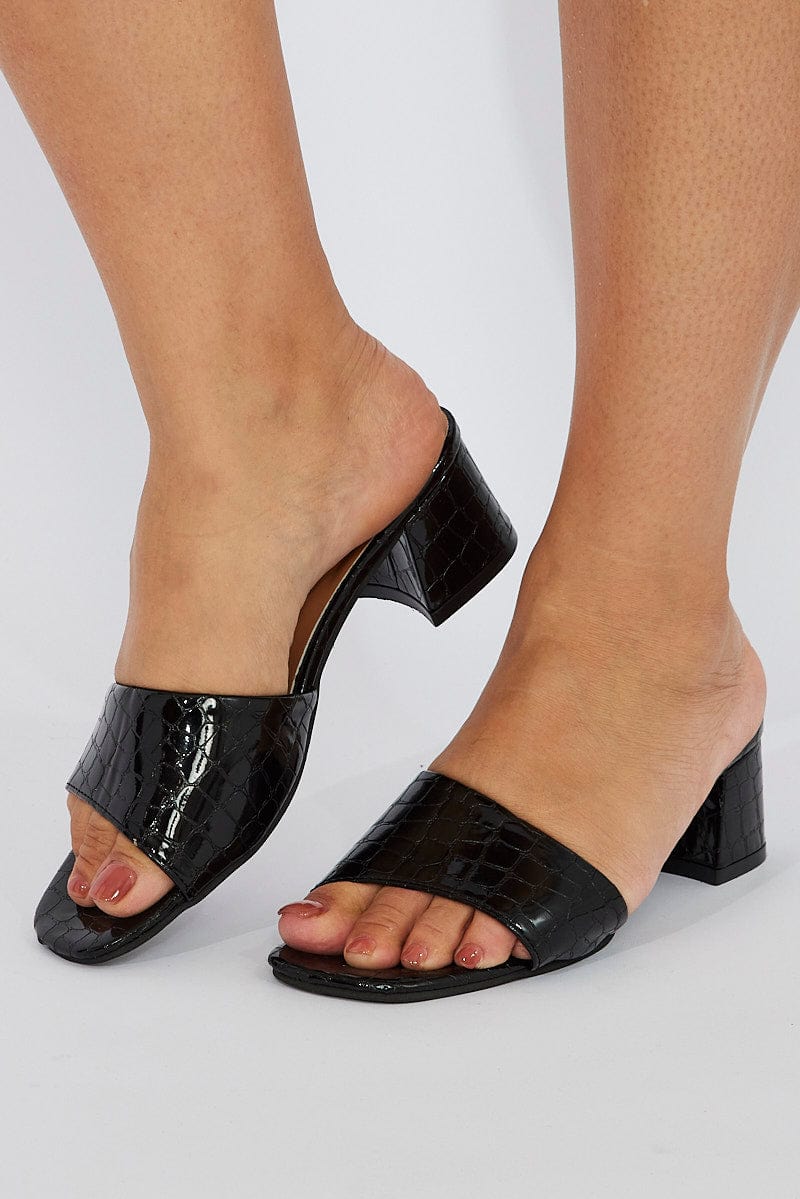 Black Chunky Heeled Mule Sandals for YouandAll Fashion
