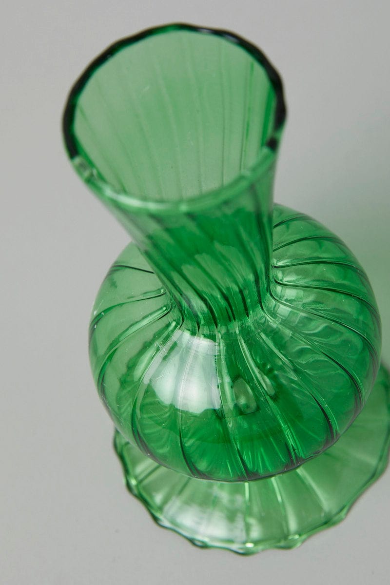 Green Glass Vase for YouandAll Fashion