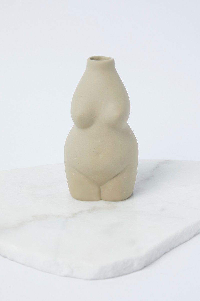 Beige Curve Body Vase for YouandAll Fashion