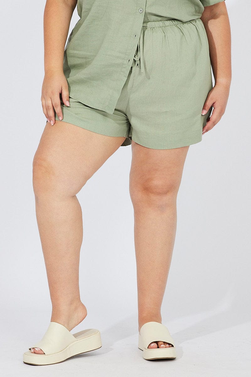Green Shorts Mid Rise Linen Blend for YouandAll Fashion