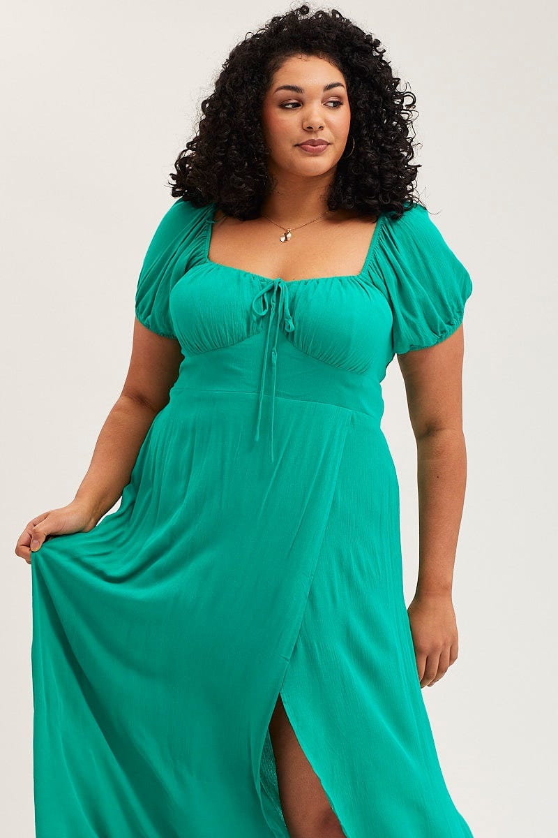 Plus Size Green Maxi Dress Scoop Neck Short Sleeve Front Split