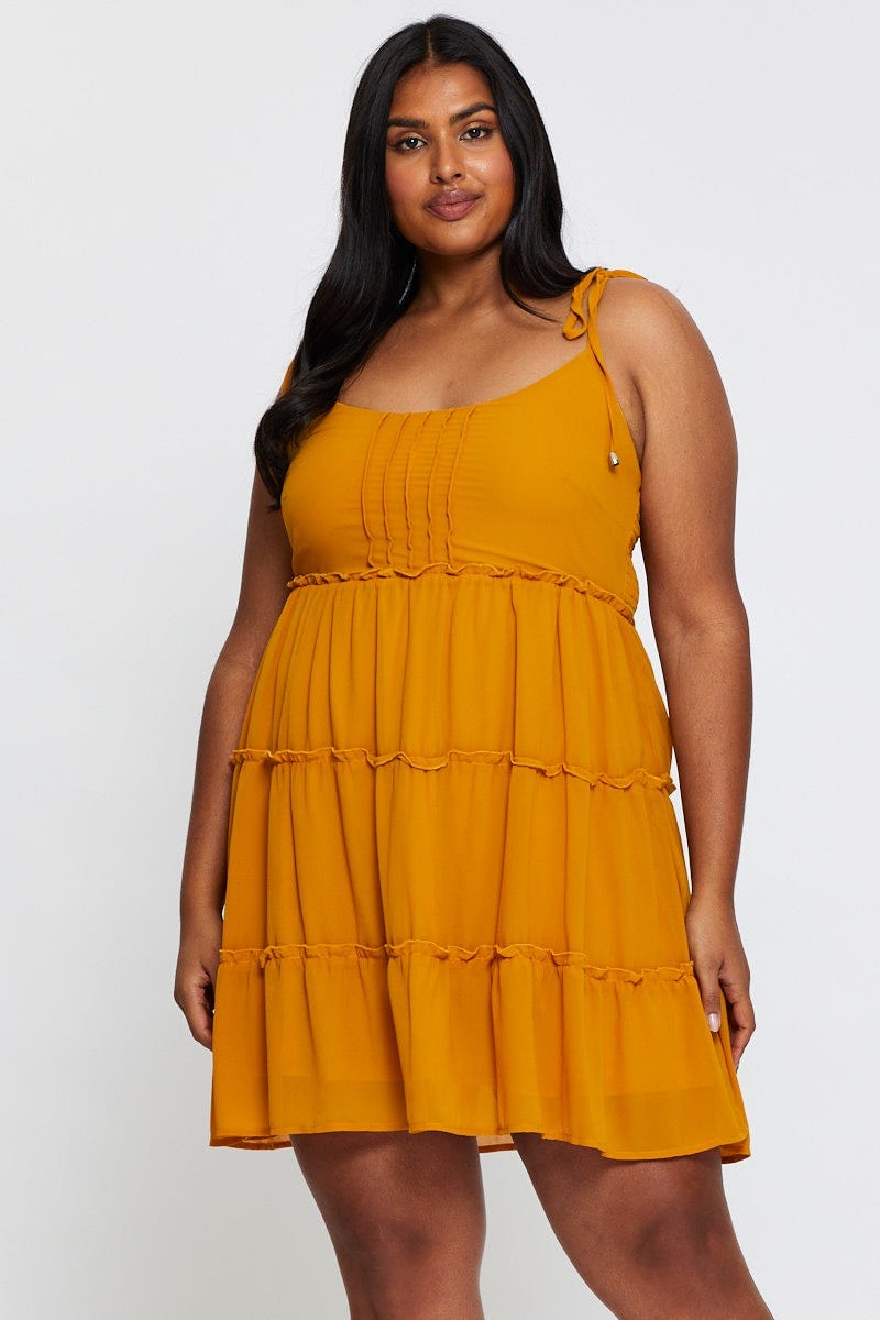 Plus size clearance pale yellow dress