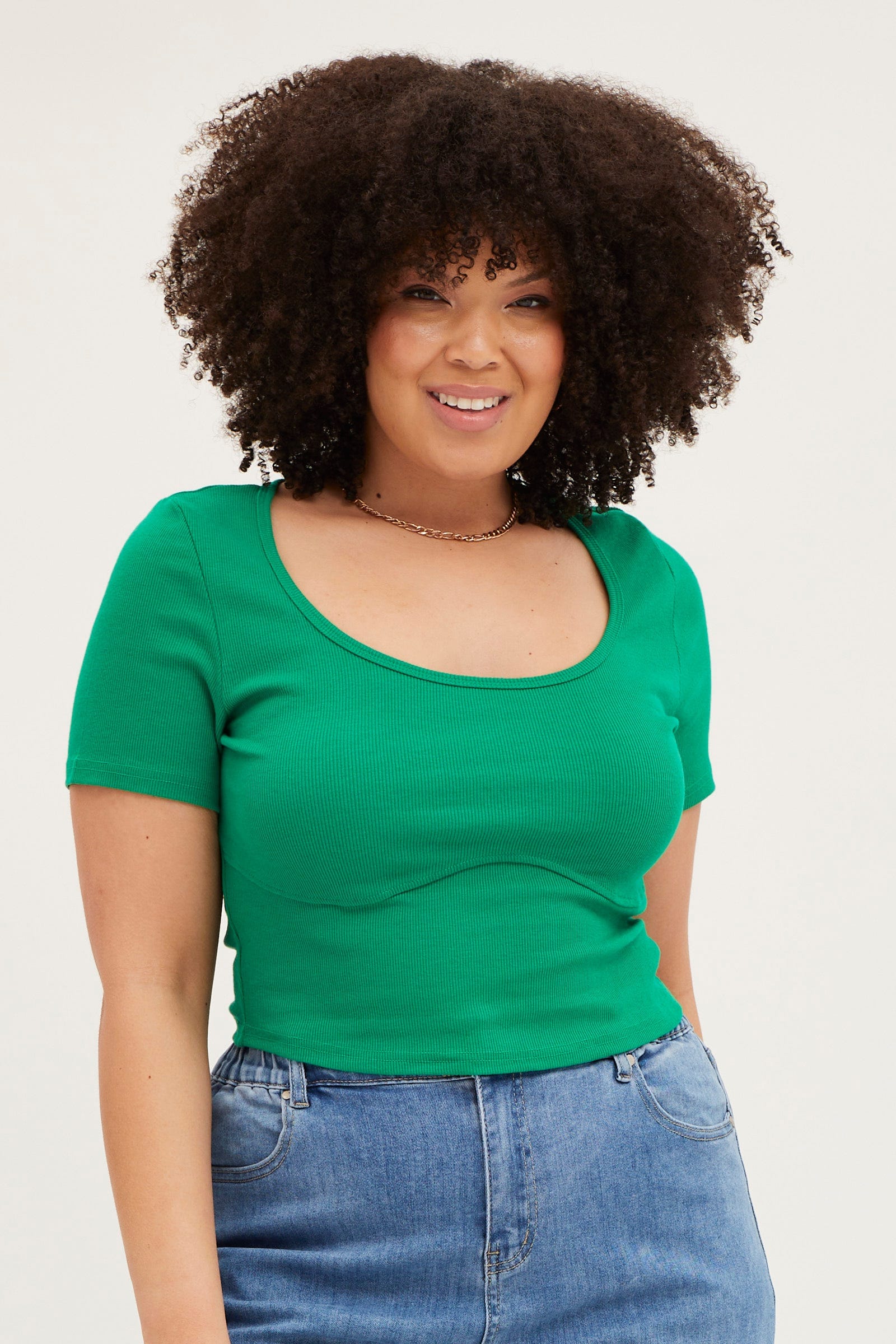 Green Scoop Neck Short Sleeve Underseam T-Shirt for Women by You and All