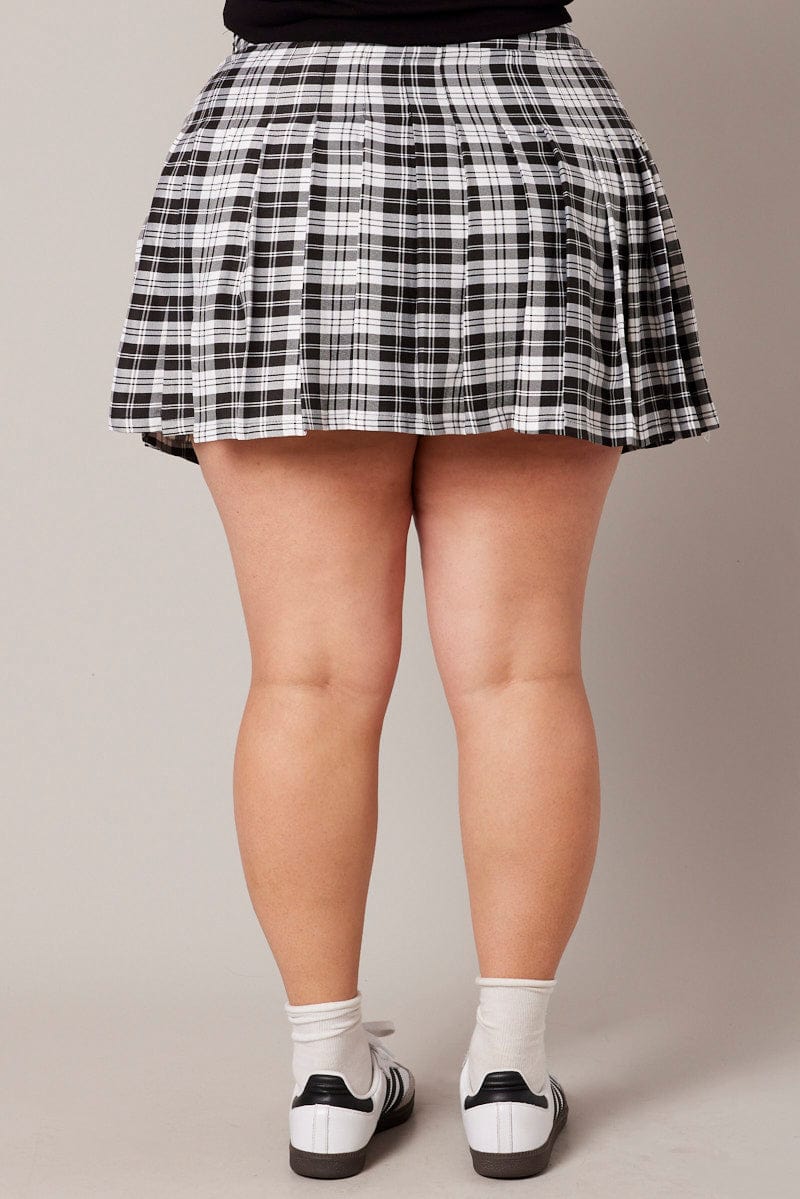 Black Check Check Mini Skirt for YouandAll Fashion