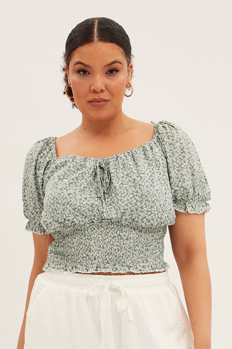 Green Ditsy Crop Top Short Sleeve Sweetheart Neck for YouandAll Fashion