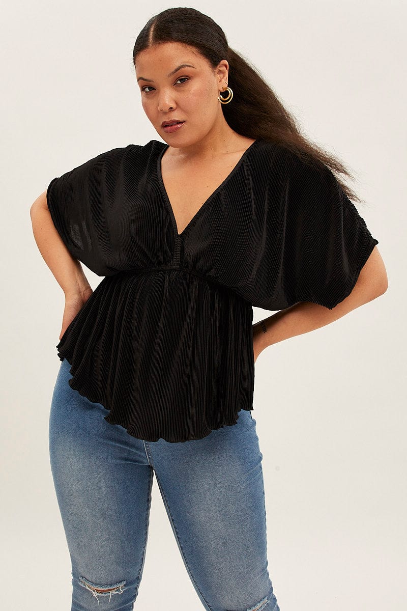 Black Short Sleeve V-Neck Plisse Top for YouandAll Fashion