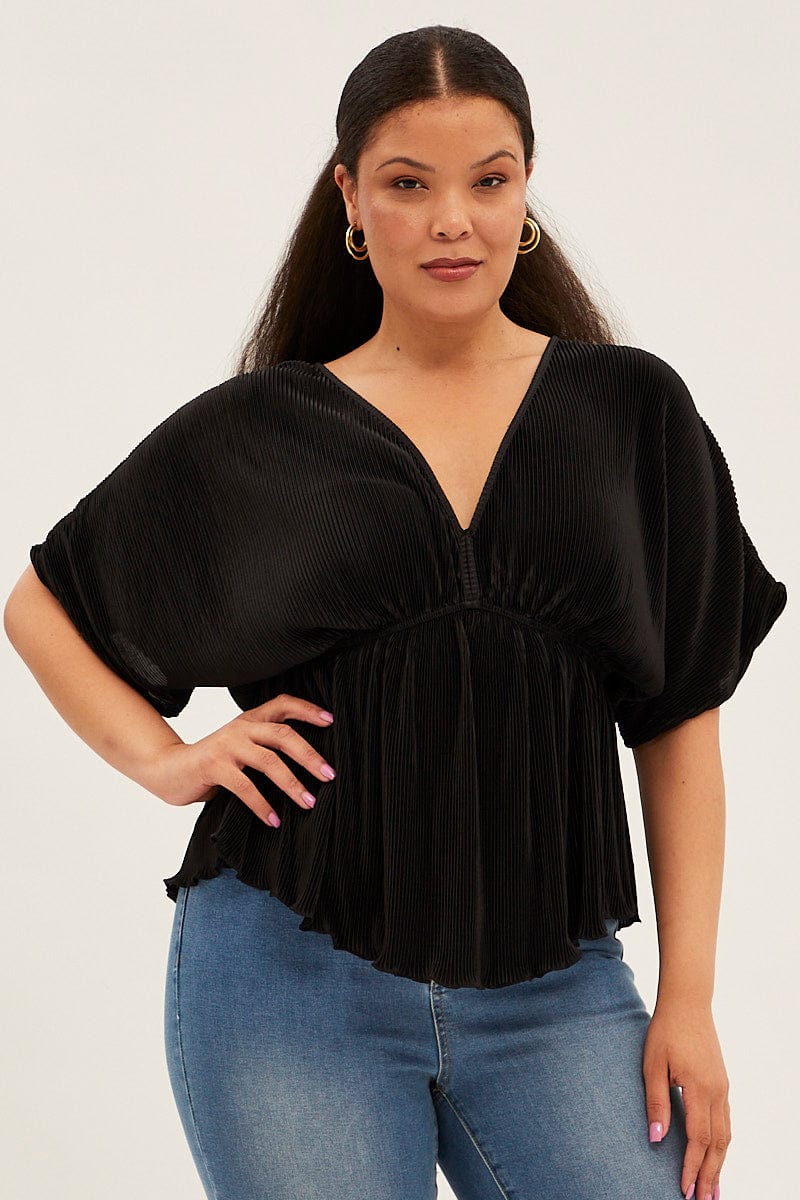 Black Short Sleeve V-Neck Plisse Top for YouandAll Fashion